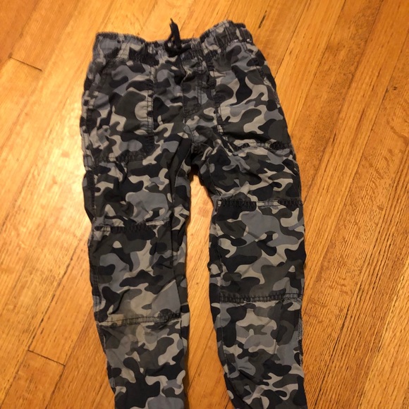 Gymboree Other - Gymboree Camo Lined Pants Size 6